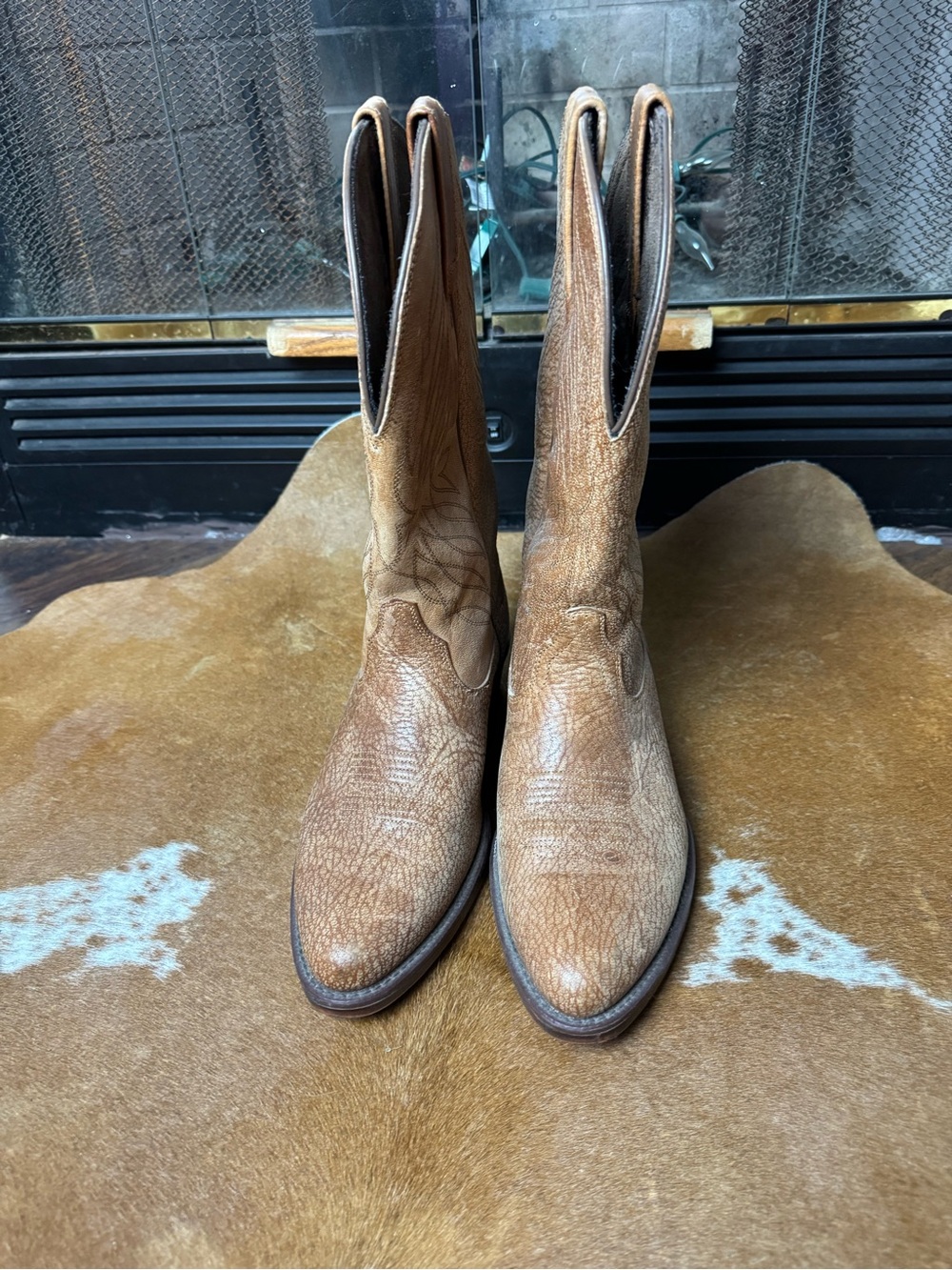 Ariat Light Brown Leather Western Cowboy Boots